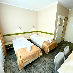 Albergue Emka
